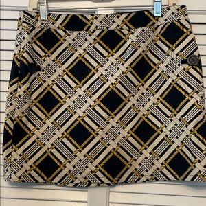 Vineyard Vines skirt with pockets 4